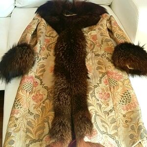 Designer Nicole Miller  Collection winter coat